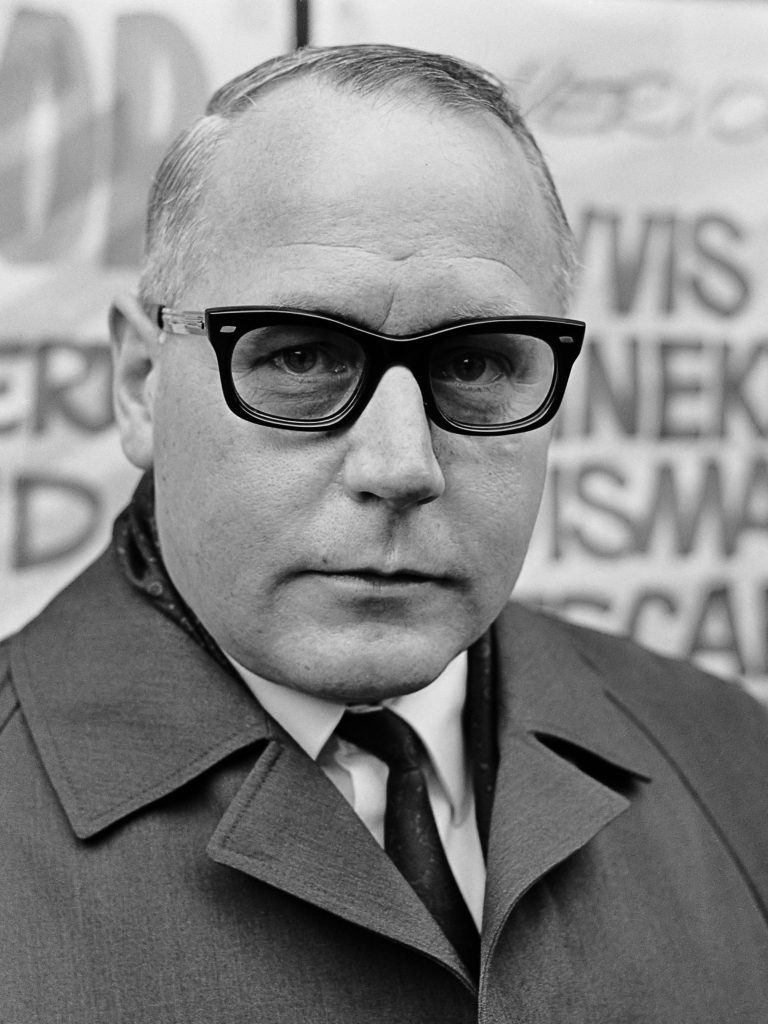 Dirk van den Broek: Het Leven en de Carrière van een Nederlandse Ondernemer - Ondernemers en Startende Ondernemers