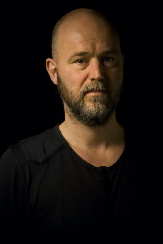 Jeroen van der Weide: Een Diepgaande Biografie van een Creatieve Geest - Specialisten in Informatie Technologie