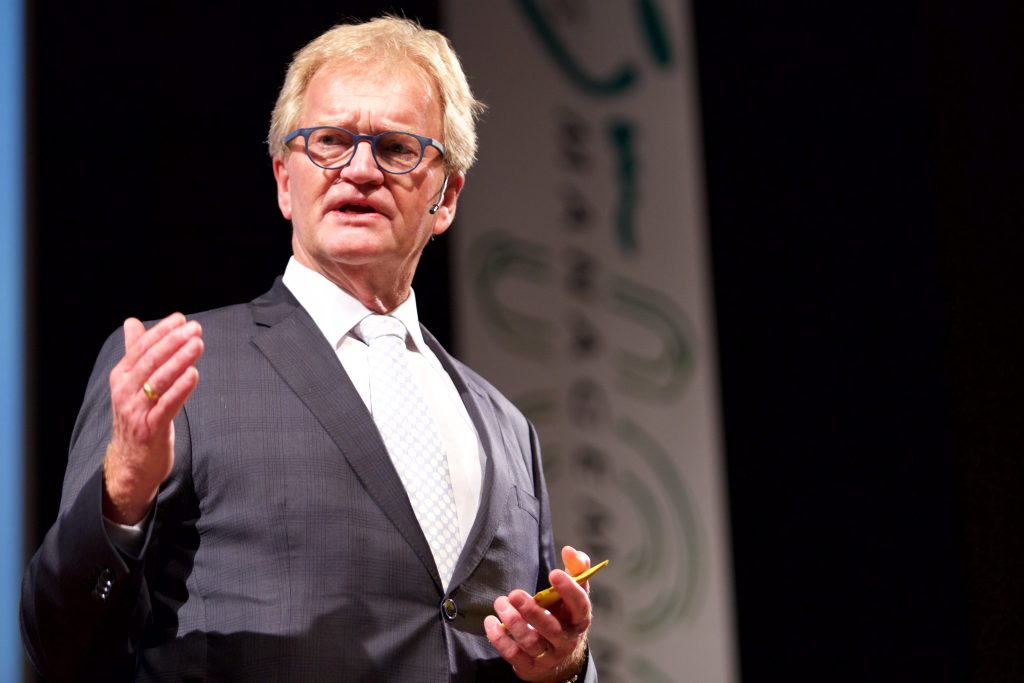 Hans de Boer: Een Diepgaande Blik op het Leven en Werk van de Vooruitstrevende Ondernemer - Politieke Activisten