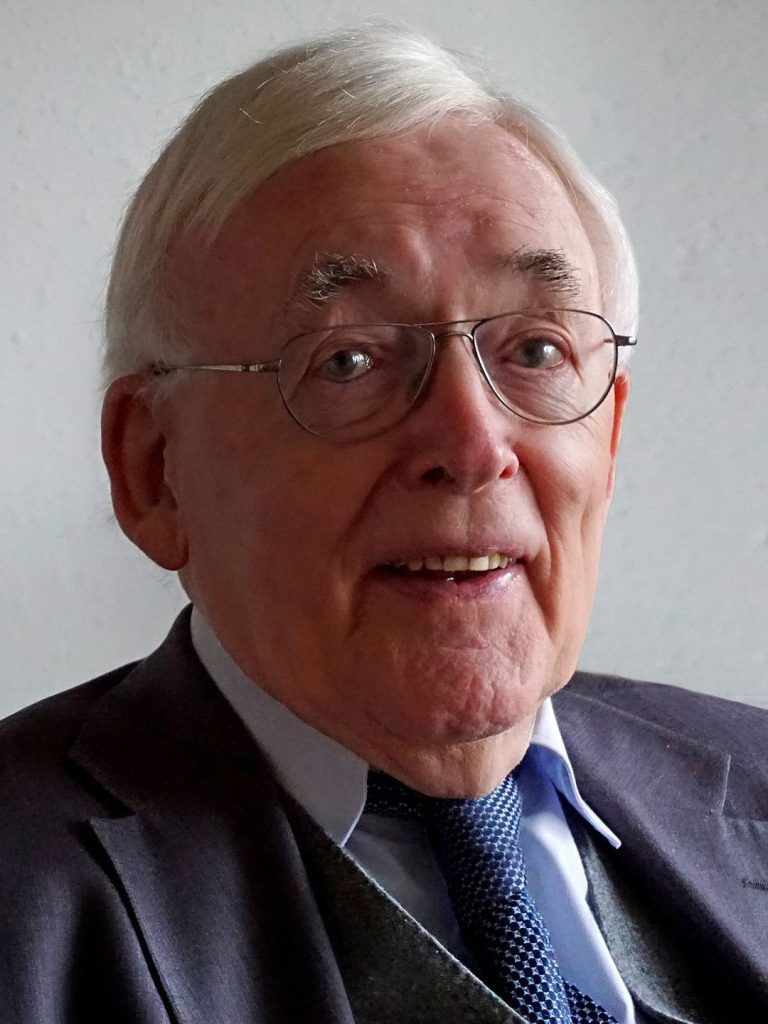 De Fascinerende Biografie van Hans de Vries: Een Levensloop vol Inspiratie - Specialisten in Informatie Technologie