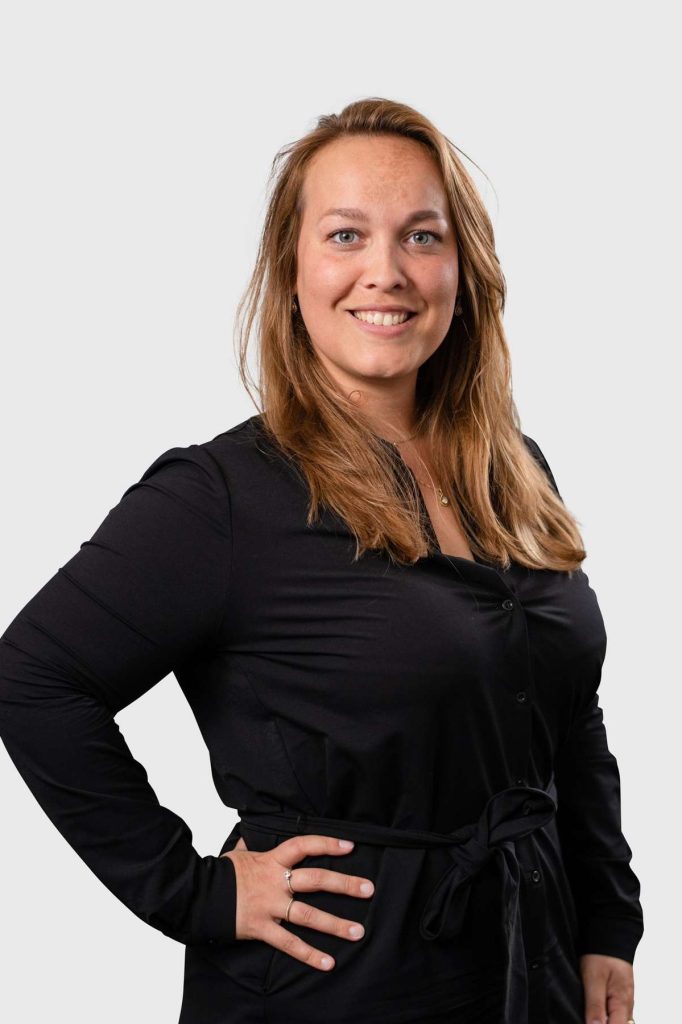 Biografie van Iris Bouwman: Het Leven en Werk van een Inspirerende Persoonlijkheid - Journalisten