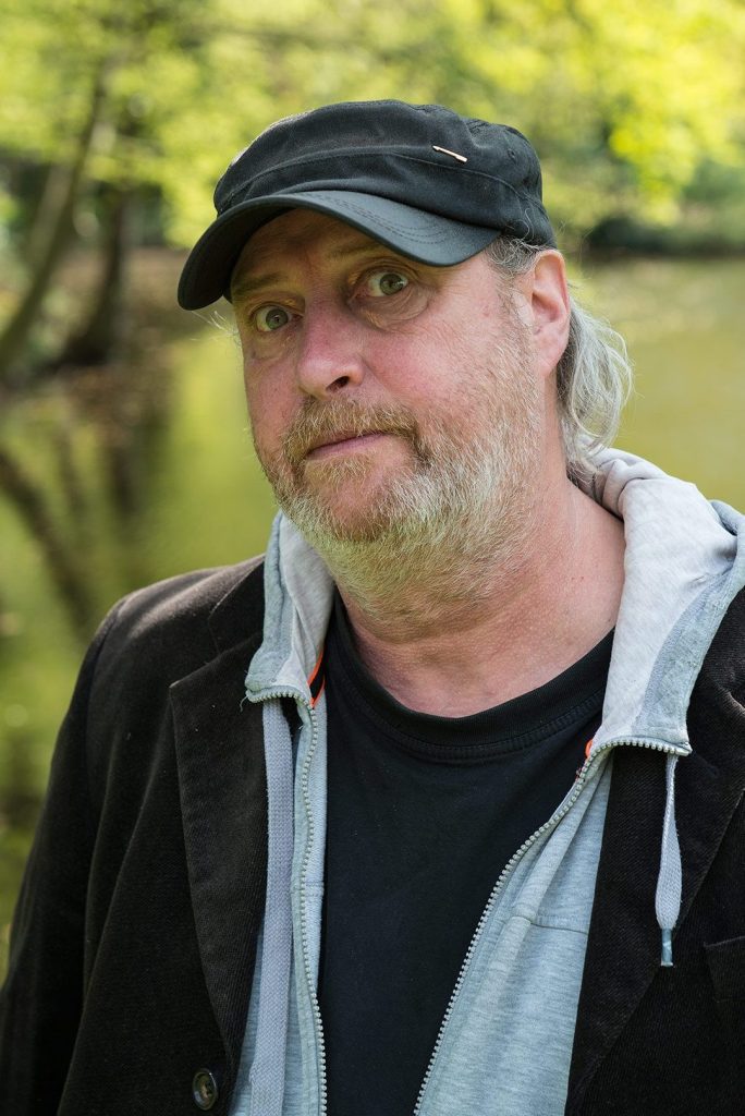 Rob Koenders: Het Leven en Werk van een Inspirerende Nederlandse Ondernemer - Specialisten in Informatie Technologie