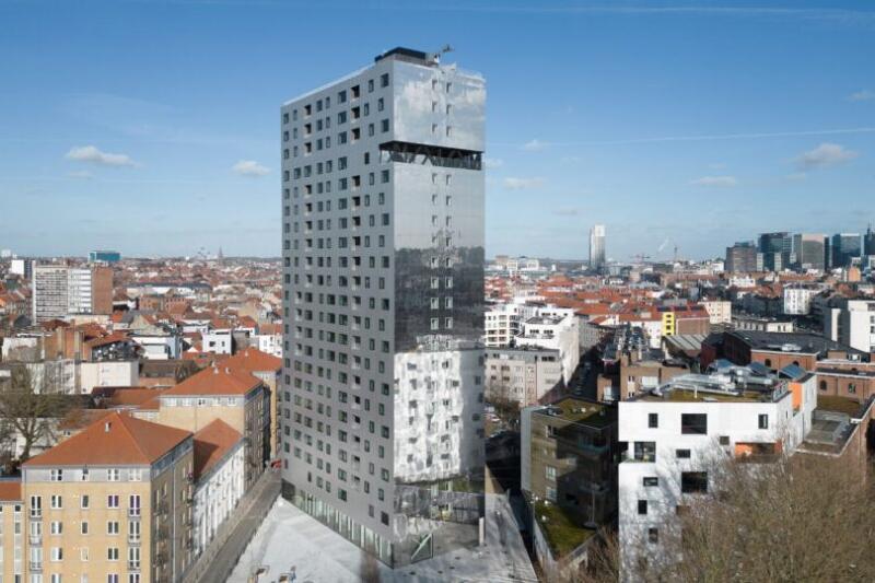 Julien Brunfaut: Het Leven en Werk van een Opkomende Ster - Architecten