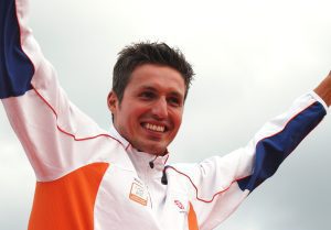 De Inspirerende Biografie van Pieter van den Hoogenband: Een Zwemlegende - Zwemmers