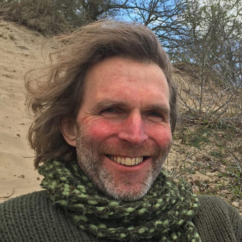 Bram de Vries: Het Leven en Werk van een Inspirerende Nederlander - Ingenieurs in Openbaar Vervoer