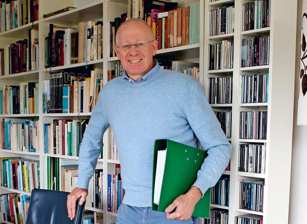 Het Leven en Werk van Henk van Ginkel: Een Diepgaande Biografie - Specialisten in Informatie Technologie