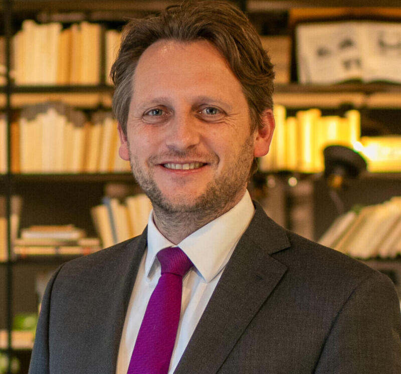 Ernst van de Velde: Een Diepgaande Biografie van een Inspirerende Persoonlijkheid - Wetenschappers