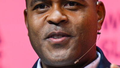 Patrick Kluivert: Het Leven en de Carrière van een Voetballegende - Voetballers