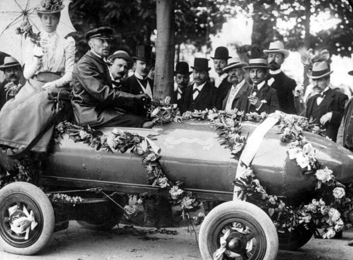 Camille Jenatzy: De Pionier van de Automobielgeschiedenis - Wetenschappers