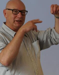 Leo de Boer: Het Leven en Werk van een Inspirerende Persoonlijkheid - Film- en Theaterregisseurs