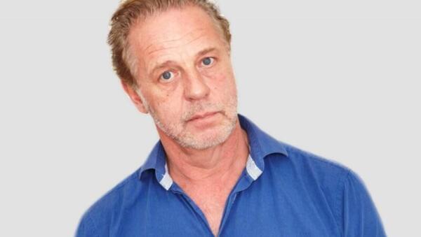 Pieter Kramer: Het Leven en Werk van een Nederlandse Legende - Film- en Theaterregisseurs